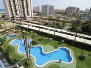 Bonito piso de alquiler temporal en primera línea de la...