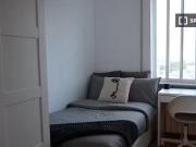 Encantador Se alquila habitación en piso de 4...