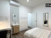 ¡Renta! Se alquila habitación en piso de 5 habitaciones...