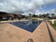 Bonito y amplio piso en el campo de golf