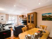 BONITO Y AMPLIO PISO EN ZONA CERVANTES!