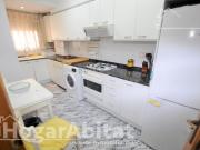 ¡BONITO Y LUMINOSO! ALTO CON BALCÓN Y GARAJE