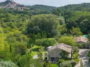 BONNIEUX PROPRIETE AVEC MAISON D'AMIS 5 CHAMBRES...