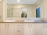 Bonogin Quiet Sanctuary including Electricity & Water