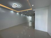 Book a Viewing! Spacious 4BR, 2 Car Garage Townhouse in...