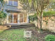 BORDEAUX proche piscine Judaïque, échoppe avec 3...