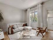 BORDEAUX ST GENÈS APPARTEMENT RÉNOVÉ AVEC JARDIN