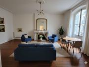 Bordeaux/Saint Pierre T3 à rénover dans un immeuble pierre