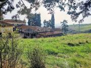 Borgo di ampia superficie da ristrutturare in vendita a...
