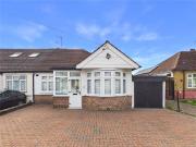 Borrowdale Avenue, Harrow, Middlesex HA3, 4 bed bungalow...