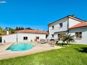 BOSMIE L'AIGUILLE Villa contemporaine avec piscine