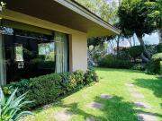 BOSQUES DE LAS LOMAS, CASA CON TERRENO PLANO EN VENTA