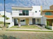 BOSQUES DE SANTA ANITA CASA EN RENTA