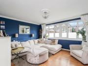 Boteley Close, Chingford, 3 Bedroom Apartment