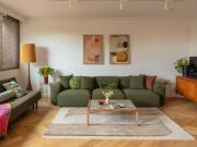 Boujee Beach Front, Split Level Apartment 6 MONTH LEASE