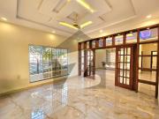 Boulevard Corner 12 Marla House At A Very Prime Location...