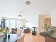 Boulevard Drive, Colindale, 2 Bedroom Flat
