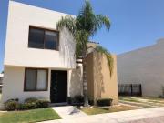 Cumbres del lago: Casa en fraccionamiento cerrado con...