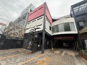 Boulevares: Local con frente a calle