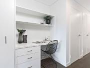 Boutique 2 Bedroom Apartment with Parking