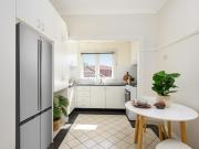 BOUTIQUE ART DECO APARTMENT IN THE HEART OF RANDWICK