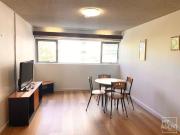 Boutique CBD Apartment Steps from RMIT, Carlton Gardens & QV