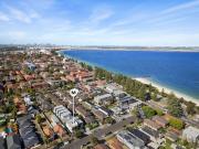 Boutique family townhouse just steps from the beach