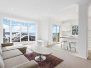 Furnished Boutique Kirribilli Apartment in Prime...