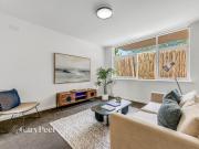 Boutique living, brilliant position