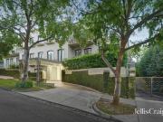 Luxury in Elite Lansell Court