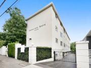 Boutique South Yarra Living