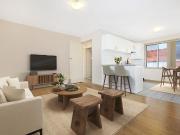 Boutique unit in prime location