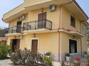 Bova Marina 6 vani 260mq