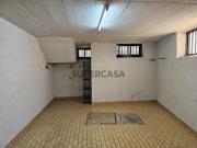 Box espaçosa, Venteira, Amadora