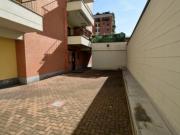 Box / Garage di 35 m in vendita a Milano