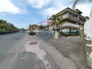 Box / Garage in vendita a Aci Catena CT