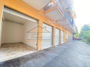 Box / Garage in vendita a Giugliano in Campania NA