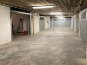 Box / Garage in vendita a Magliano di Tenna FM