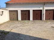 Box / Garage in vendita a Rho MI