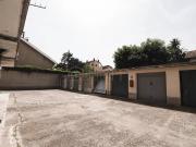 Box / Garage in vendita a Rho MI