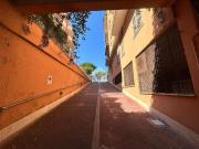 Box / Garage in vendita a Roma RM