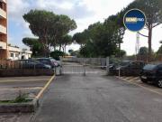 Box / Garage in vendita a Roma RM