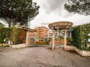Box / Garage in vendita a Roma RM