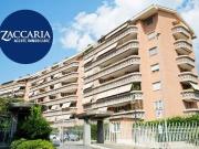 Box / Garage in vendita a Roma RM