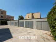 Box / Garage in vendita a Terracina LT