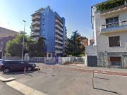 Box Garage Posto Auto in Vendita a Milano Via Vespri...