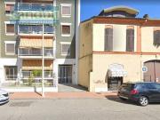 Box in affitto a Vercelli, Semicentro