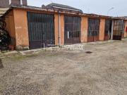 Box in vendita a Bareggio