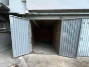 Box in vendita a Modena