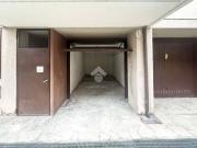 Box in vendita a Pavia